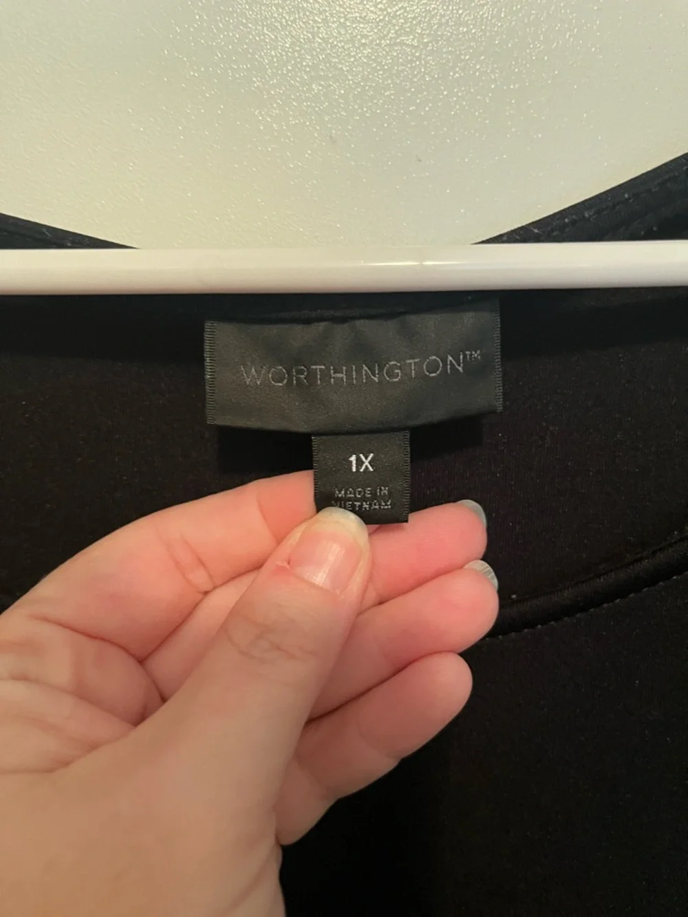 (3/$10) Worthington black peplum top - Picture 3 of 4